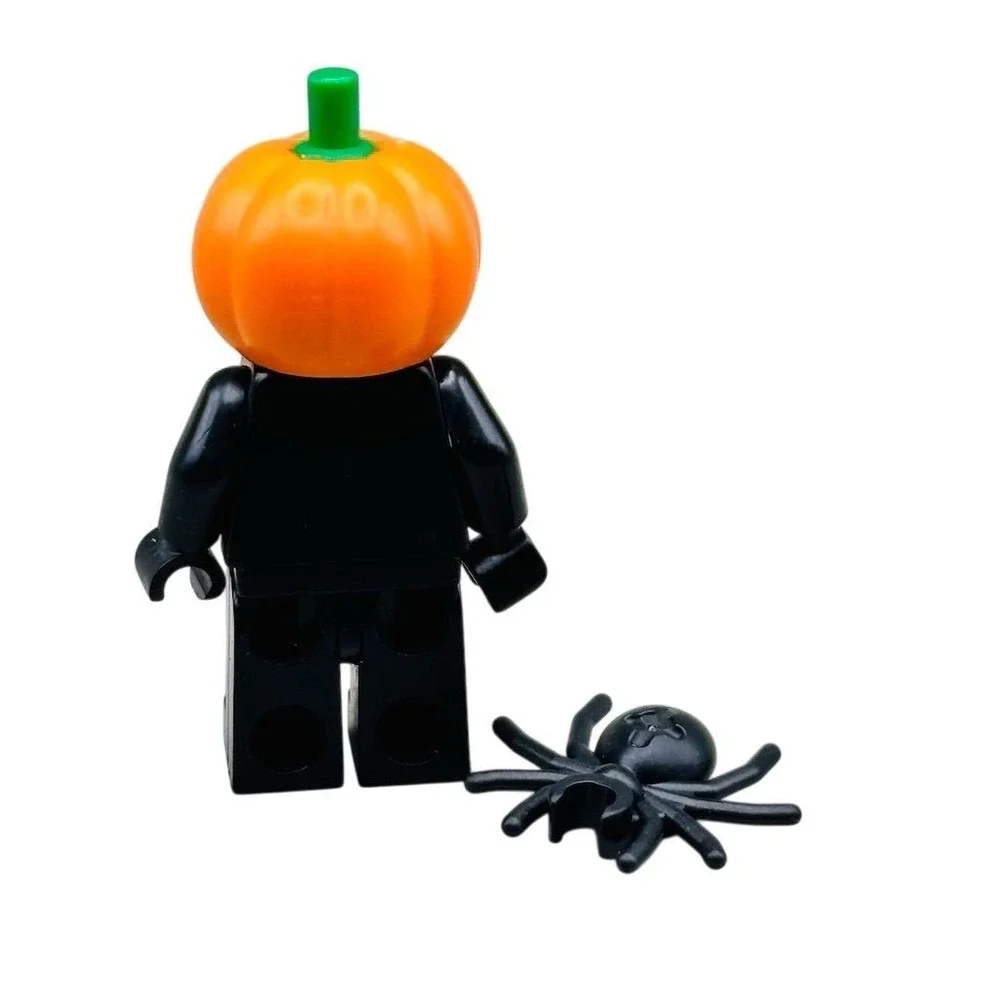 LEGO Halloween Pumpkin Minifigure with‎ Spider Accessory